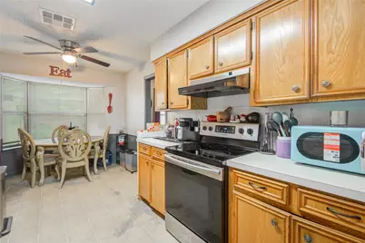 119 Basswood Street, Lake Jackson, TX 77566 - Photo 13