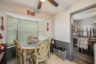 119 Basswood St, Lake Jackson, TX 77566 - Photo 17