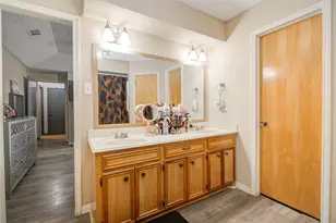 119 Basswood St, Lake Jackson, TX 77566 - Photo 27