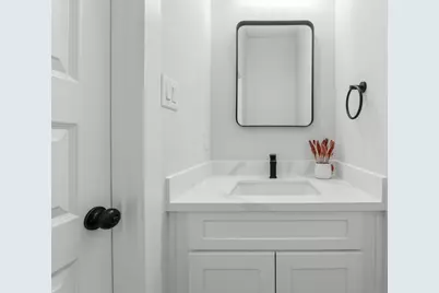 892 Paul Quinn St, Houston, TX 77091 - Photo 9