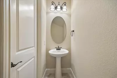 6703 Fairwood Creek Lane, Sugar Land, TX 77479 - Photo 17