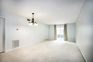 3400 Timmons Ln, Houston, TX 77027 - Photo 3