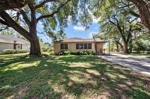 940 Hardeman St, Sealy, TX 77474 - Photo 23