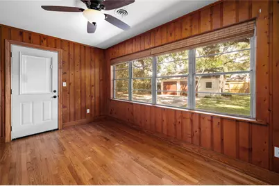 940 Hardeman Street, Sealy, TX 77474 - Photo 13