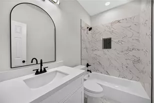 4357 Elmwood St, Houston, TX 77051 - Photo 13