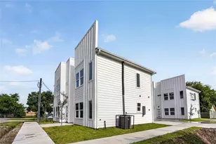 4357 Elmwood St, Houston, TX 77051 - Photo 3