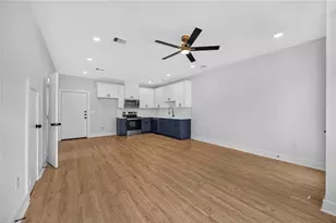 4357 Elmwood St, Houston, TX 77051 - Photo 7
