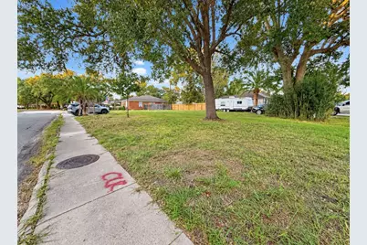 606 West Avenue, Pasadena, TX 77502 - Photo 1