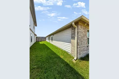 7406 Elm Landing Lane, Richmond, TX 77469 - Photo 3