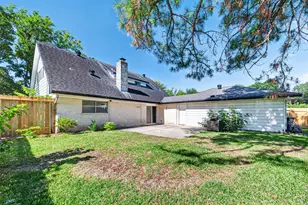8218 Hazen St, Houston, TX 77036 - Photo 39