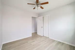 4314 Woodmont Dr, Houston, TX 77045 - Photo 19