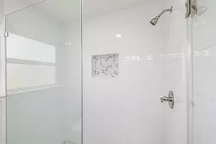 4314 Woodmont Dr, Houston, TX 77045 - Photo 15