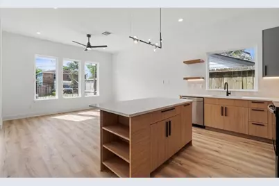 6624 Saint Augustine Street #B, Houston, TX 77021 - Photo 5