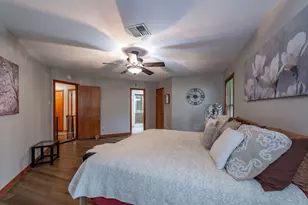 330 N 4th St, Beasley, TX 77417 - Photo 31