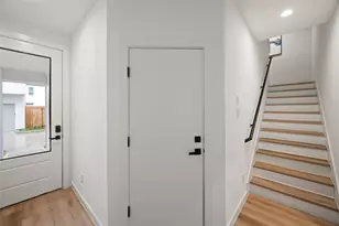 6742 Peerless St, Houston, TX 77021 - Photo 5