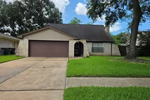13719 Larkway Dr, Sugar Land, TX 77498 - Photo 29