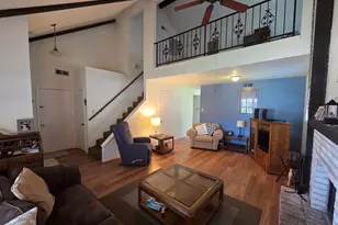 13719 Larkway Dr, Sugar Land, TX 77498 - Photo 7