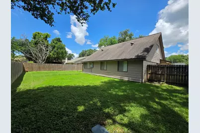13719 Larkway Drive, Sugar Land, TX 77498 - Photo 27