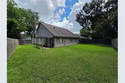 13719 Larkway Drive, Sugar Land, TX 77498 - Photo 25
