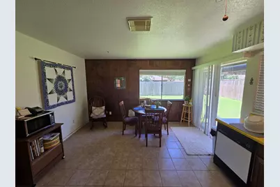 13719 Larkway Drive, Sugar Land, TX 77498 - Photo 9