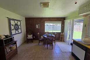 13719 Larkway Dr, Sugar Land, TX 77498 - Photo 9