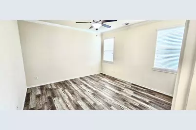 3031 Hawthorne Glen Lane, Dickinson, TX 77539 - Photo 19