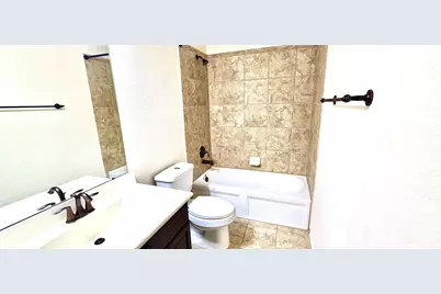 3031 Hawthorne Glen Lane, Dickinson, TX 77539 - Photo 29