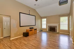 2922 Veva Dr, Pearland, TX 77584 - Photo 5