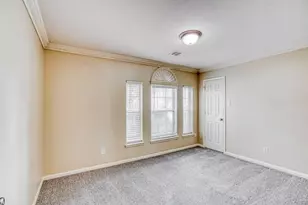 2011 Pinecreek Pass Ln, Katy, TX 77449 - Photo 13