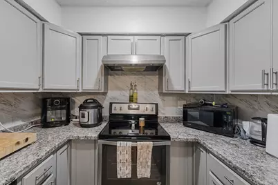 13835 Walnut Hollow Lane, Houston, TX 77082 - Photo 7