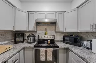 13835 Walnut Hollow Ln, Houston, TX 77082 - Photo 7