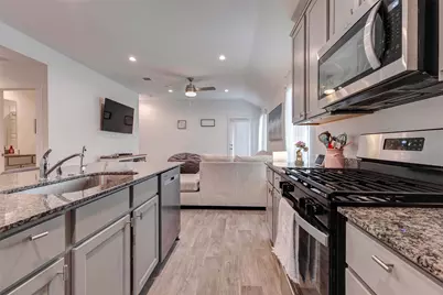 3910 Beltingham Bend Way, Fulshear, TX 77441 - Photo 9