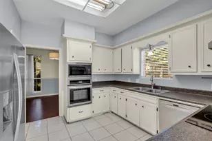 14014 Court of Regents, Houston, TX 77069 - Photo 9