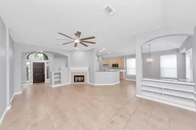 1819 Misty Falls Lane, Richmond, TX 77406 - Photo 5