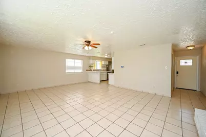 7407 W Fuqua Drive, Houston, TX 77489 - Photo 11