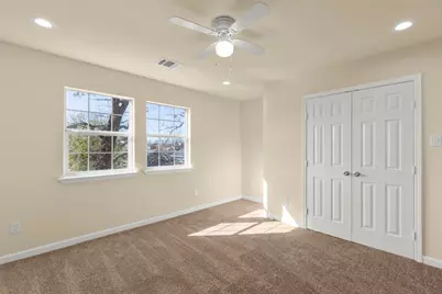 7754 Avenue J, Houston, TX 77012 - Photo 27