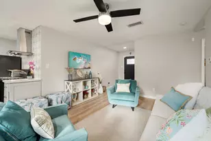 5147 Castlecreek Ln, Houston, TX 77053 - Photo 1