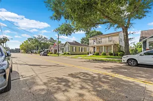 510 E Main St, Humble, TX 77338 - Photo 3