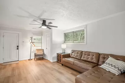 206 Murray Street, Conroe, TX 77301 - Photo 11