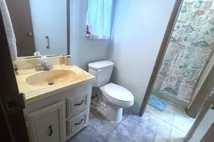 203 Franklin Rd, Wharton, TX 77488 - Photo 15