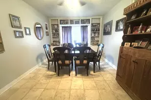 203 Franklin Rd, Wharton, TX 77488 - Photo 9