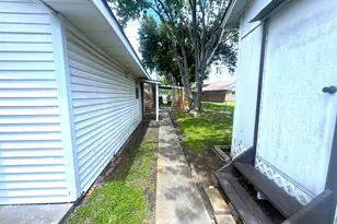 203 Franklin Rd, Wharton, TX 77488 - Photo 31