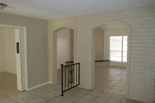 16211 Brookvilla Dr, Houston, TX 77059 - Photo 5