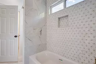 3218 Rosemary Park Ln, Houston, TX 77082 - Photo 35