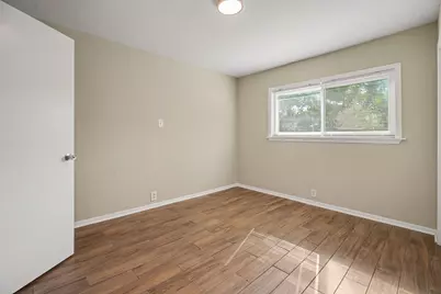 6500 Haden Drive, Hitchcock, TX 77563 - Photo 13