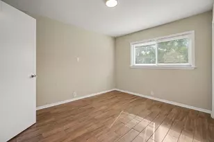 6500 Haden Dr, Hitchcock, TX 77563 - Photo 13