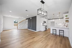 2420 Woodard St, Houston, TX 77026 - Photo 3