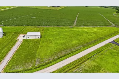 7768 Meteor Drive, Sealy, TX 77474 - Photo 9