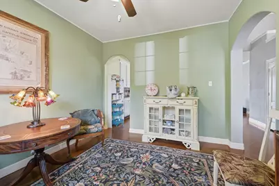 201 W Chatham Street, Bellville, TX 77418 - Photo 17