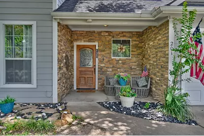 201 W Chatham Street, Bellville, TX 77418 - Photo 3